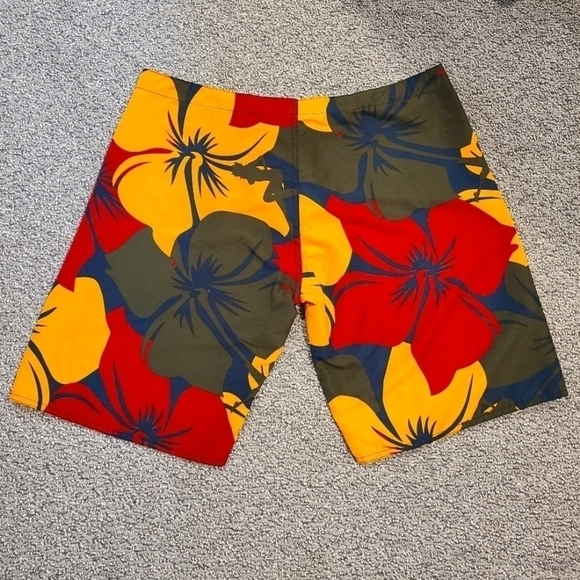 ⭐️XL MENS COLOR BLOCK BOARD SHORTS RED ORANGE GREY NAVY MULTI COLOR DESIGN - Picture 2 of 7